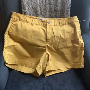Ladies mid-rise everyday shorts - color sunflower